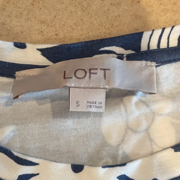 Blue patterned dress - Picture 3 of 3